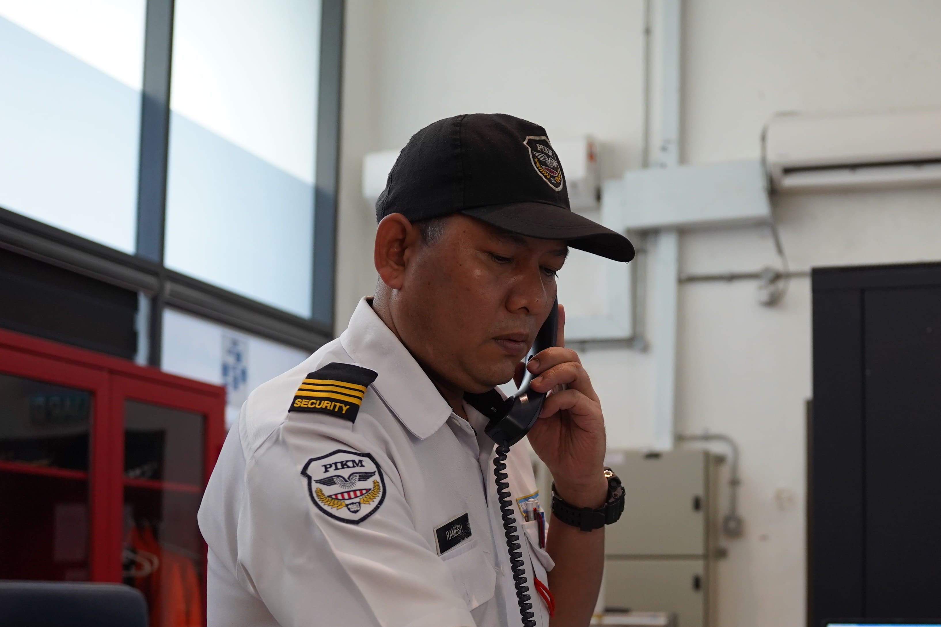 Recognition presented to Aeroguard Protection for contributing to 500,000 safe man-hours